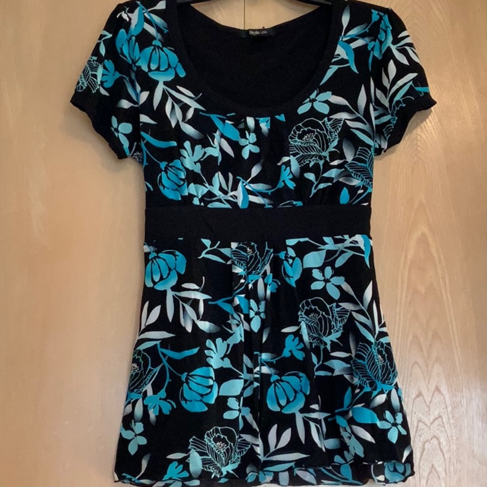 Style & Co. Blue and Black Floral Blouse, size Medium
